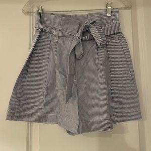 NWT JCrew seersucker tie waist shorts size 2